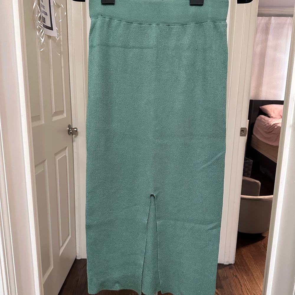 Knit skirt